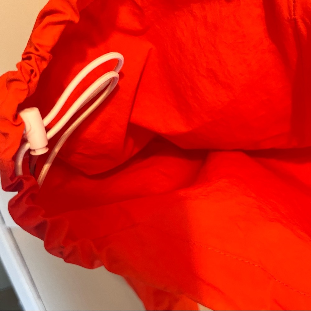 Retro Style Nike Windbreaker - Picture 4 of 5